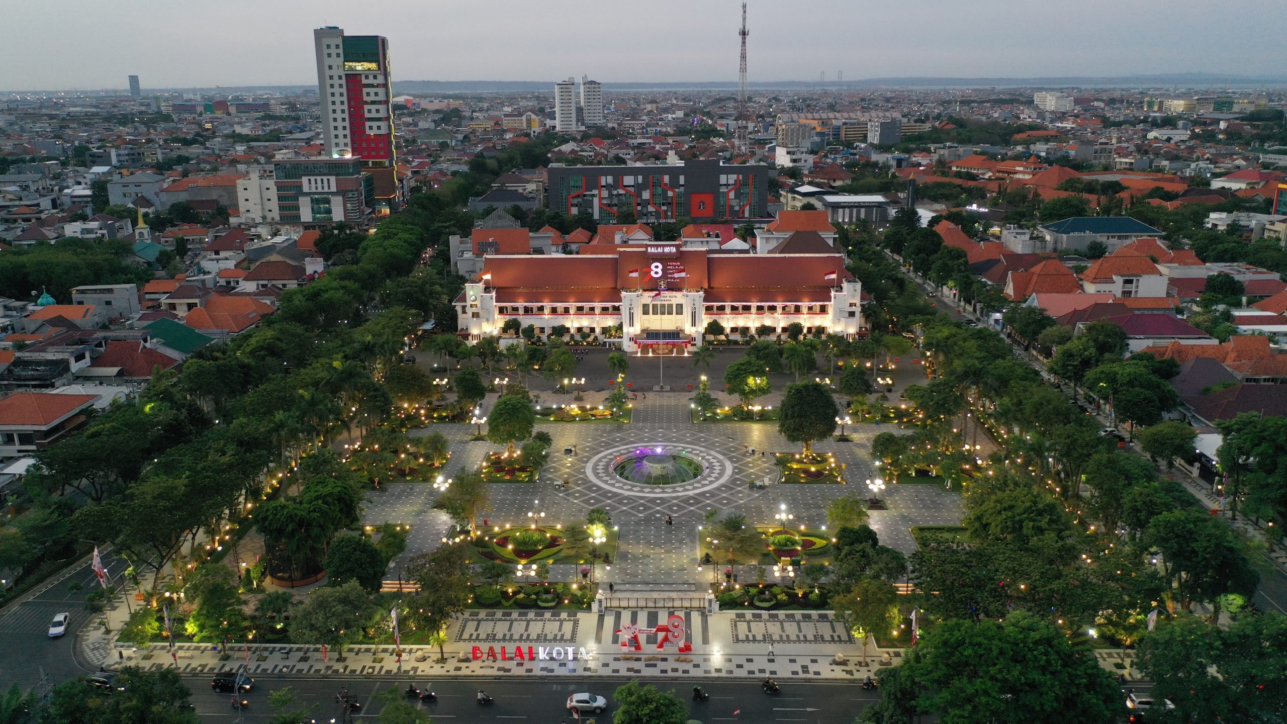 Kian Cantik Nan Indah Pemkot Revitalisasi Taman Seluruh Kota Surabaya